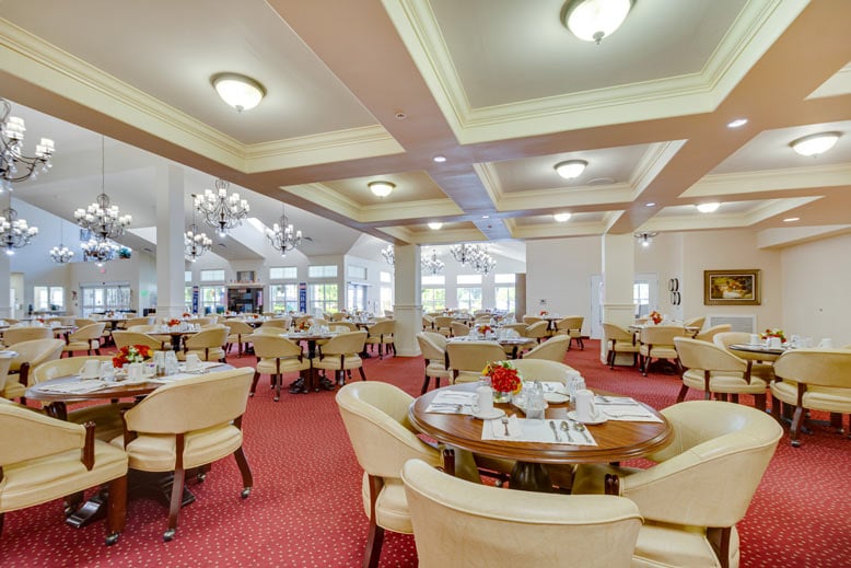 The dining room at Magnolia Heights set for mealtime
