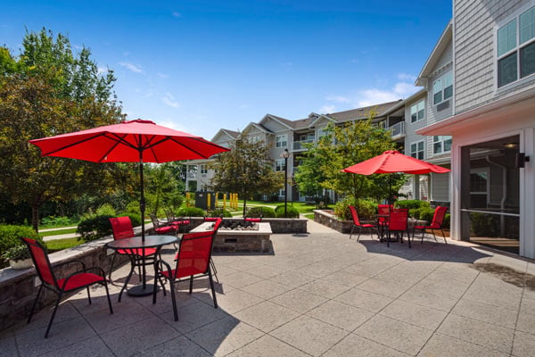 The outdoor patio at Magnolia Heights