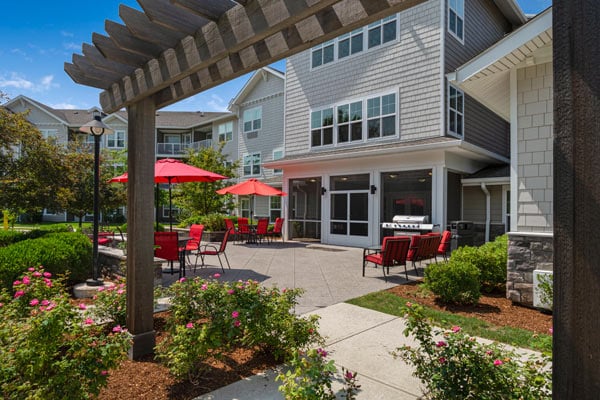 The outdoor patio at Magnolia Heights